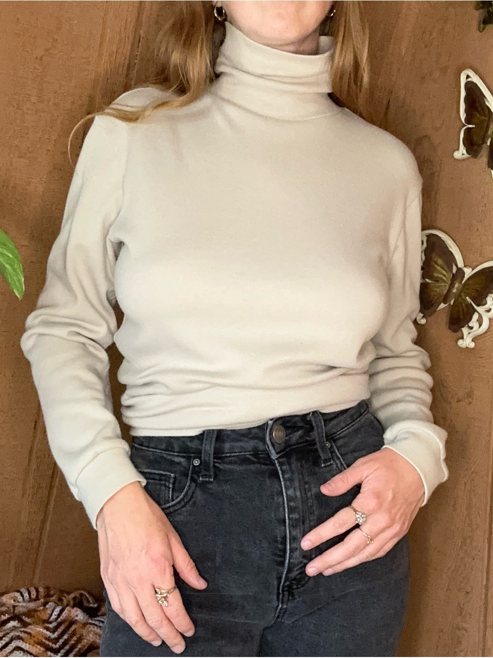 Vintage Basic Editions Cream Turtleneck | Small